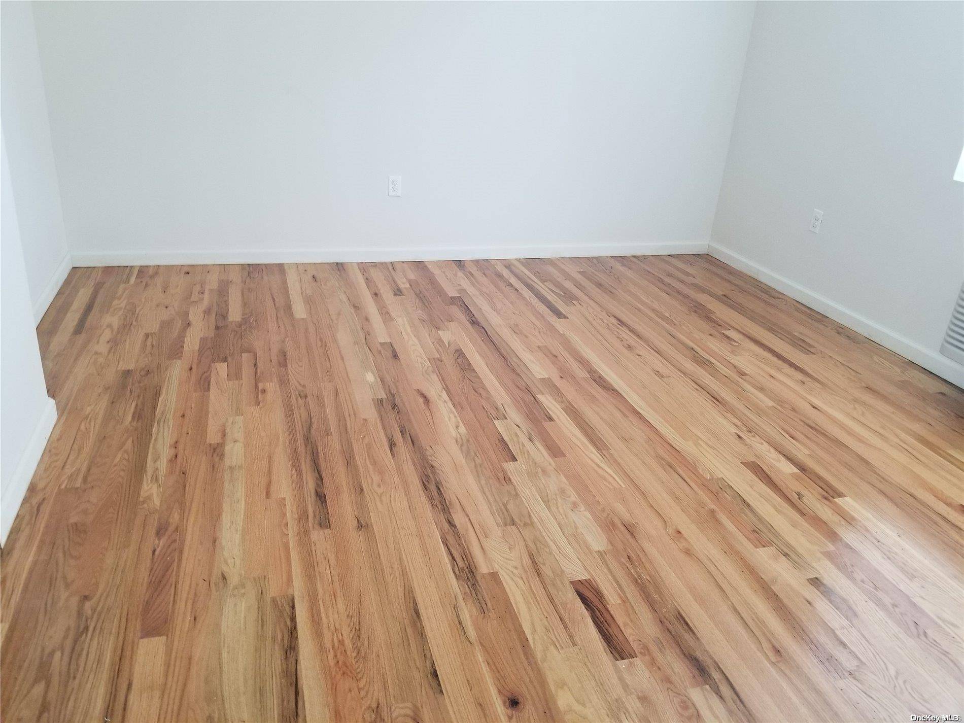 3530 Mickle AVE, Bronx, NY 10469