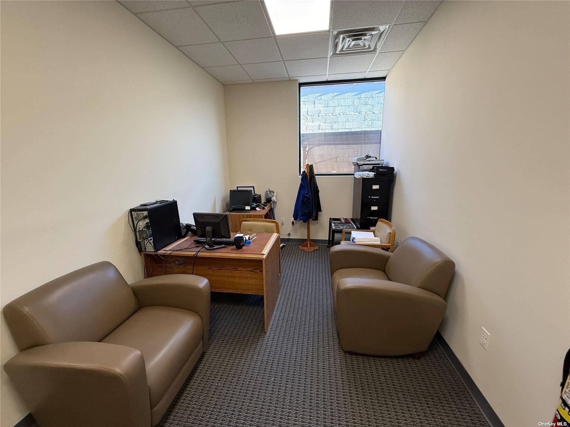 171 S First ST #B, Lindenhurst, NY 11757
