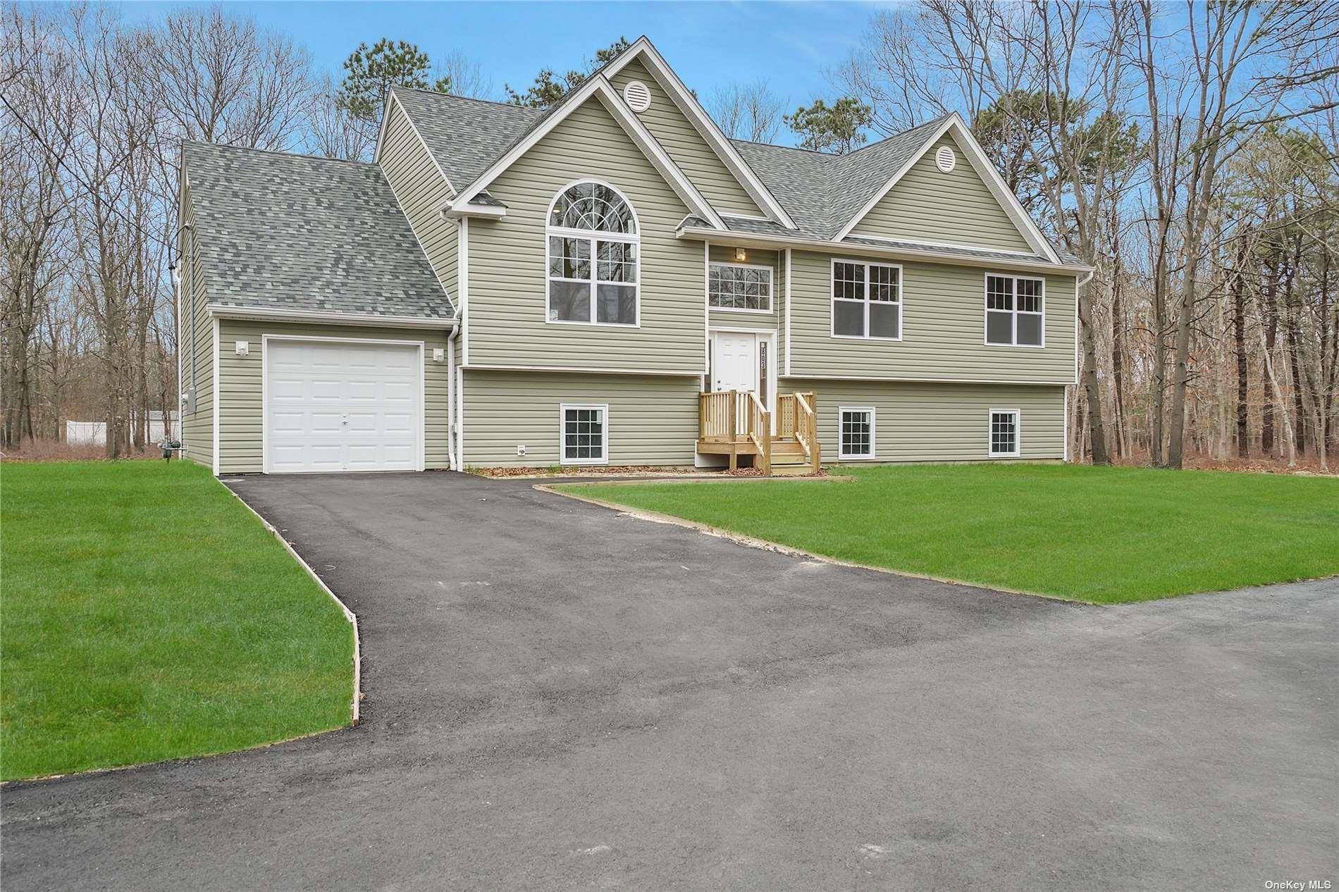 Lot 4 Bunker LN, Middle Island, NY 11953