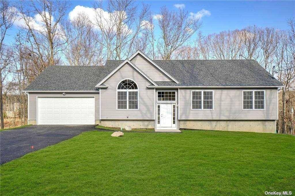 Lot 2 Bunker LN, Middle Island, NY 11953