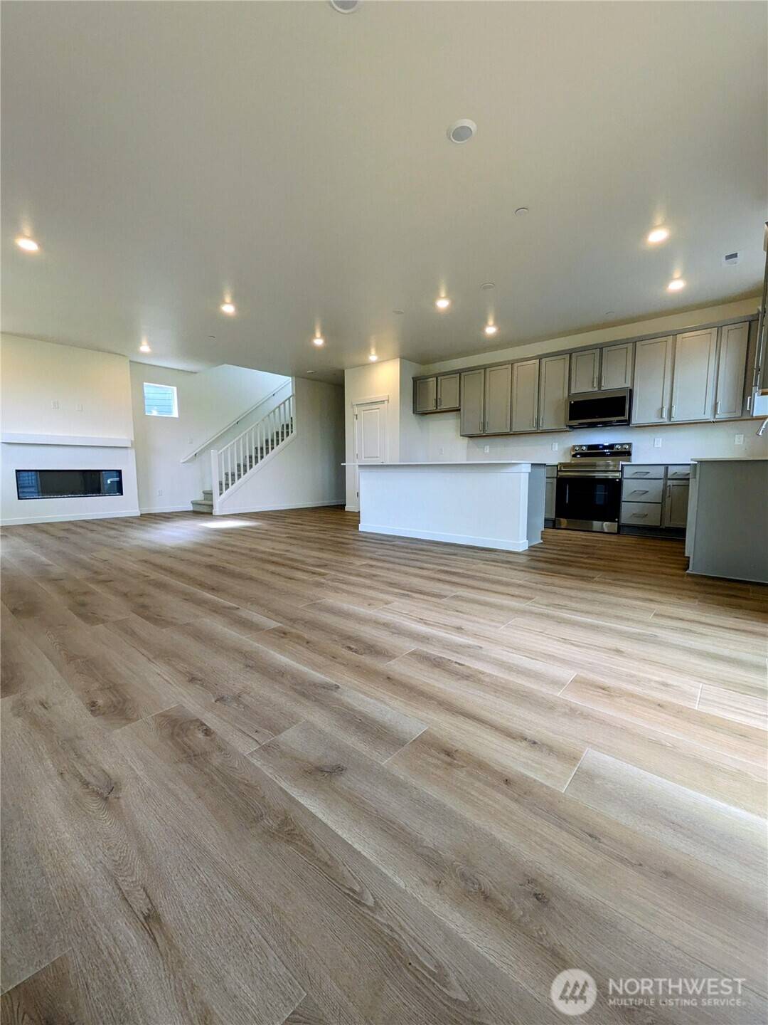 625 103rd CT SE #SW 08, Lake Stevens, WA 98258