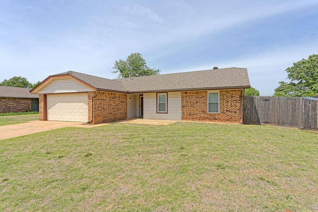 1905 Morren DR, Norman, OK 73071