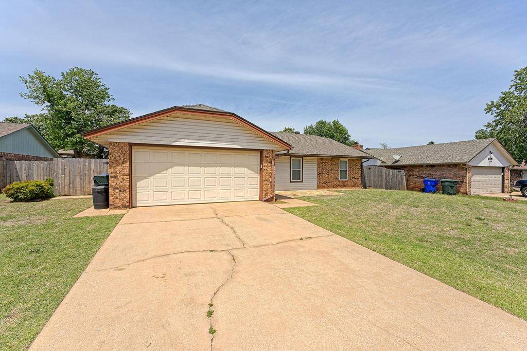 1905 Morren DR, Norman, OK 73071