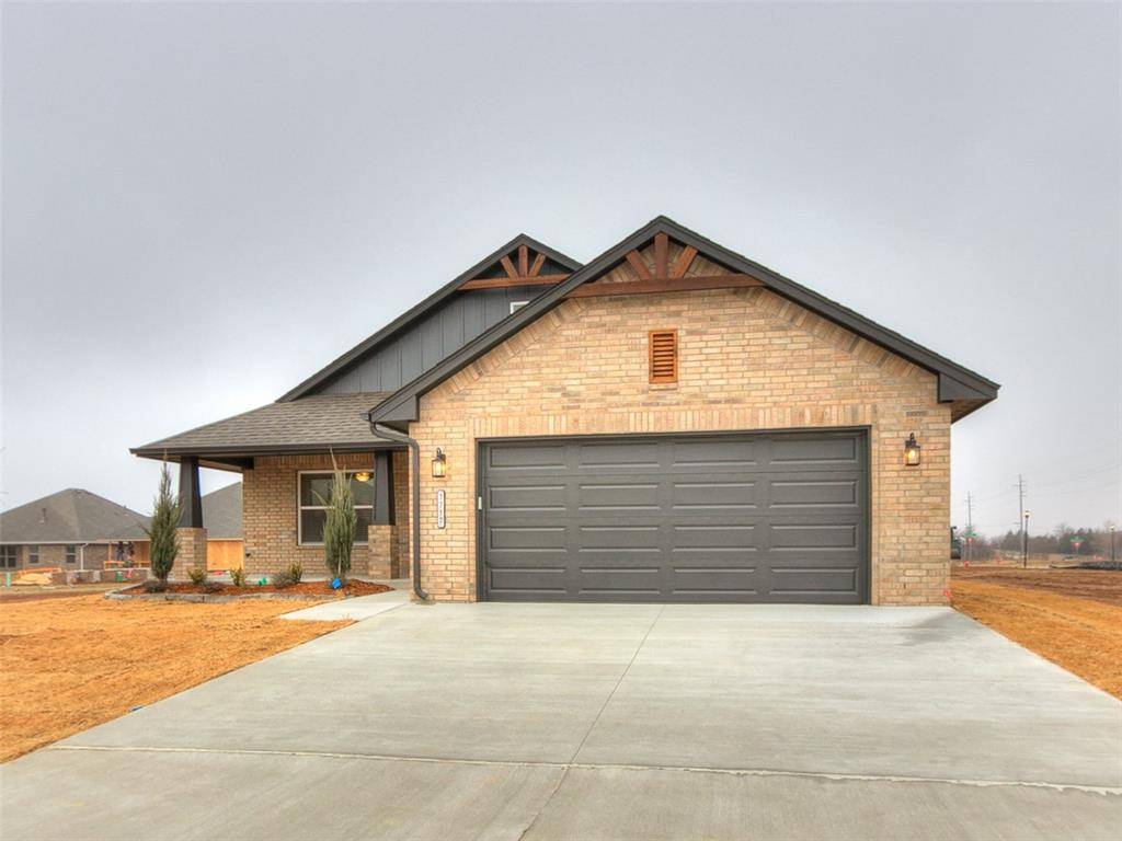 7717 Three Woods LN, Yukon, OK 73099