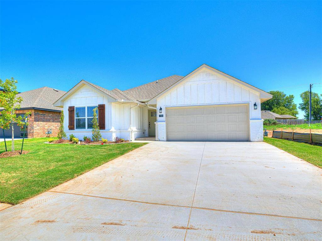 7700 Three Woods LN, Yukon, OK 73099