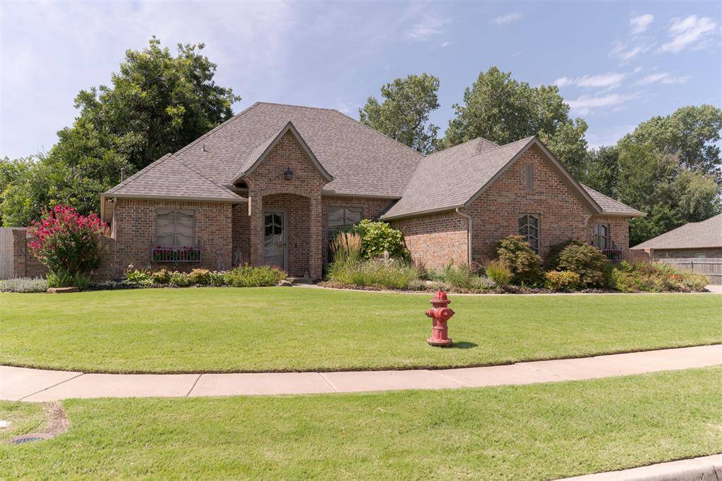7908 NW 48th ST, Bethany, OK 73008