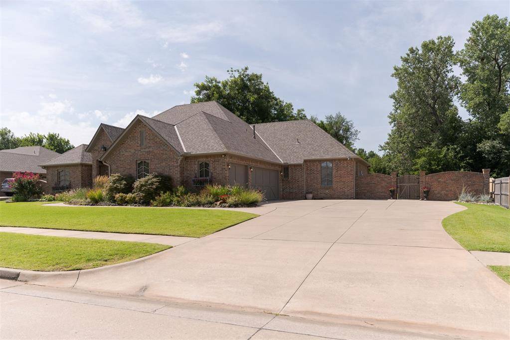 7908 NW 48th ST, Bethany, OK 73008