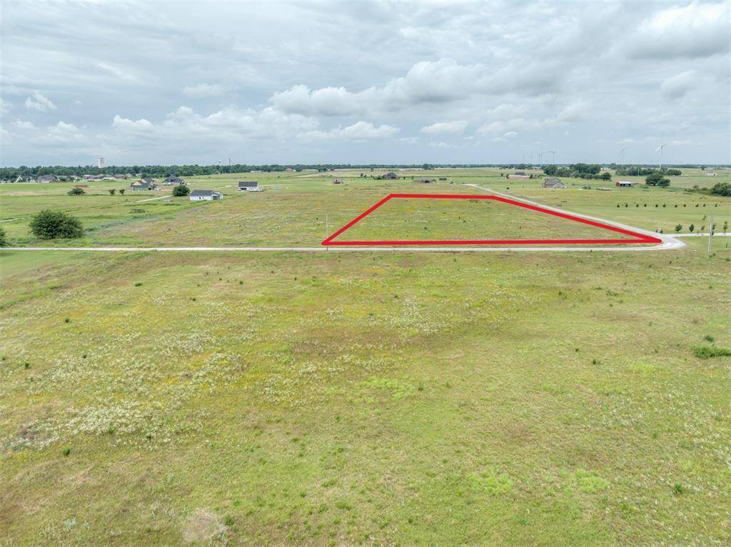 8425 Sanderson TER, Crescent, OK 73028