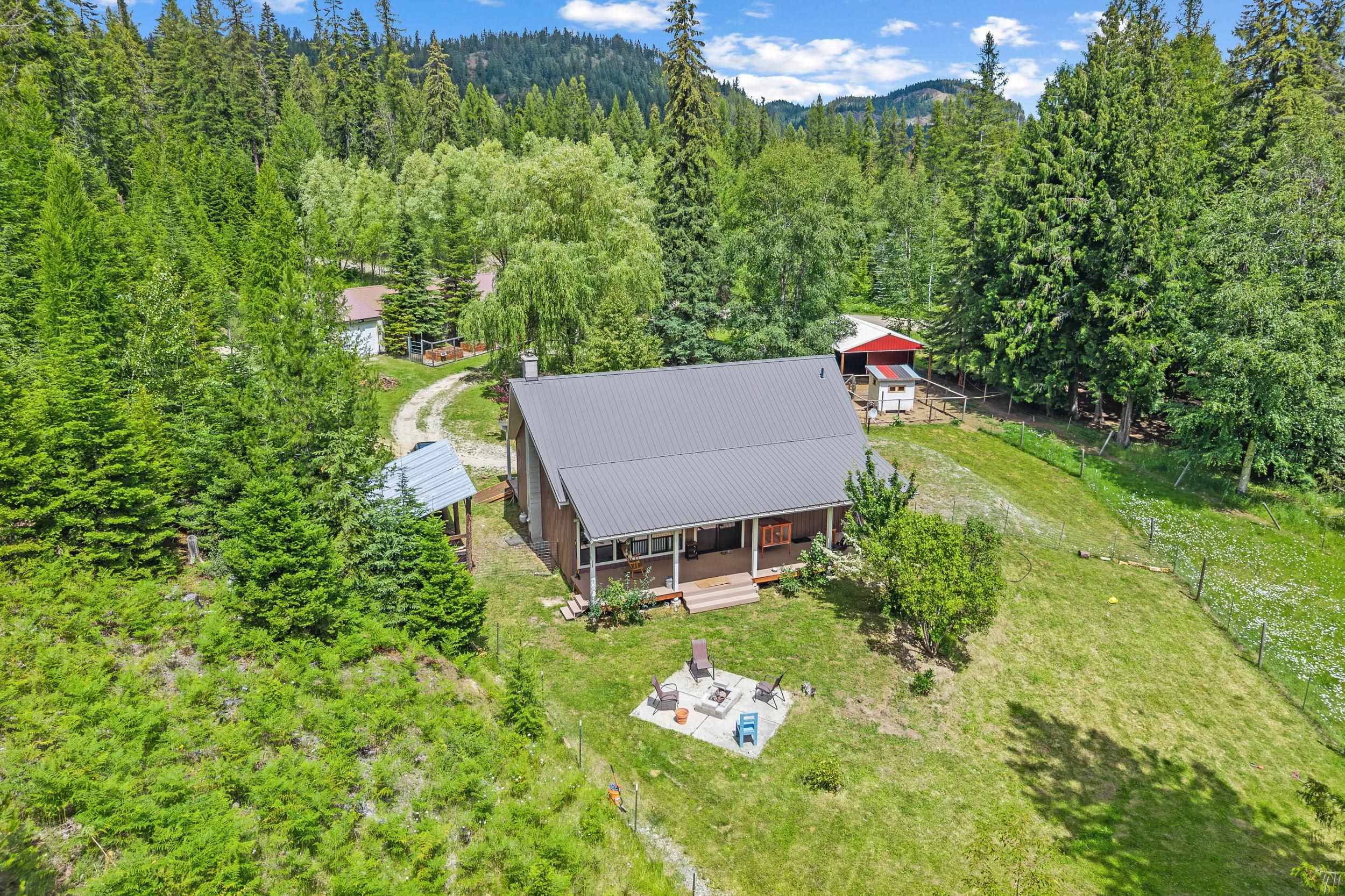 421 N Pickett Rd, Ione, WA 99139