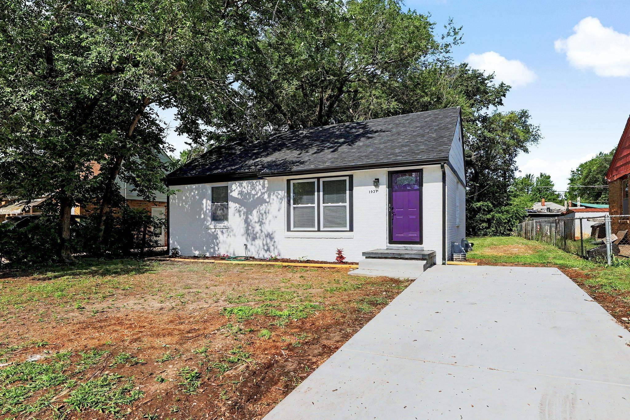 1937 N Piatt Ave, Wichita, KS 67214-1831