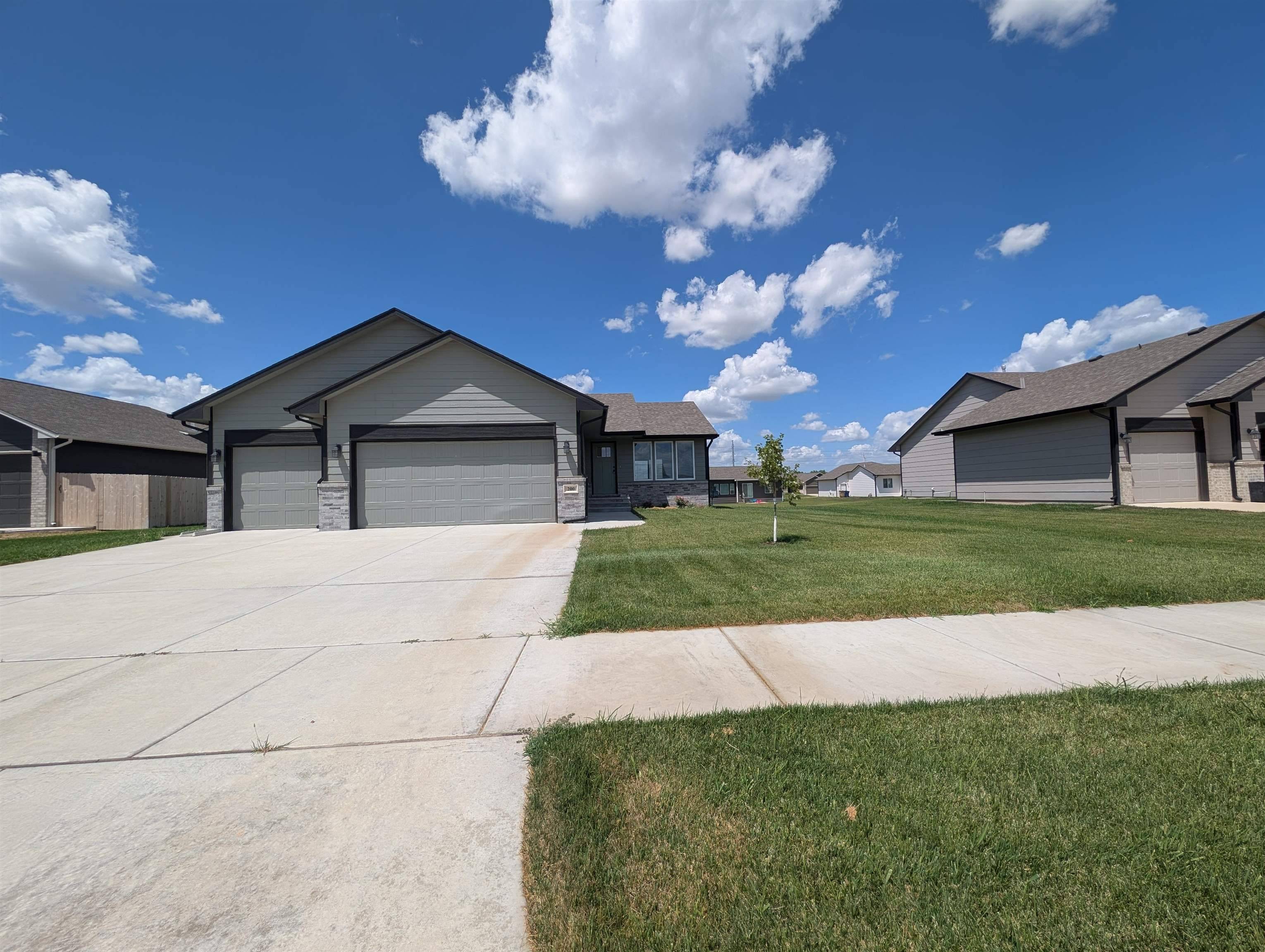 200 E Anniston Ct, Derby, KS 67037