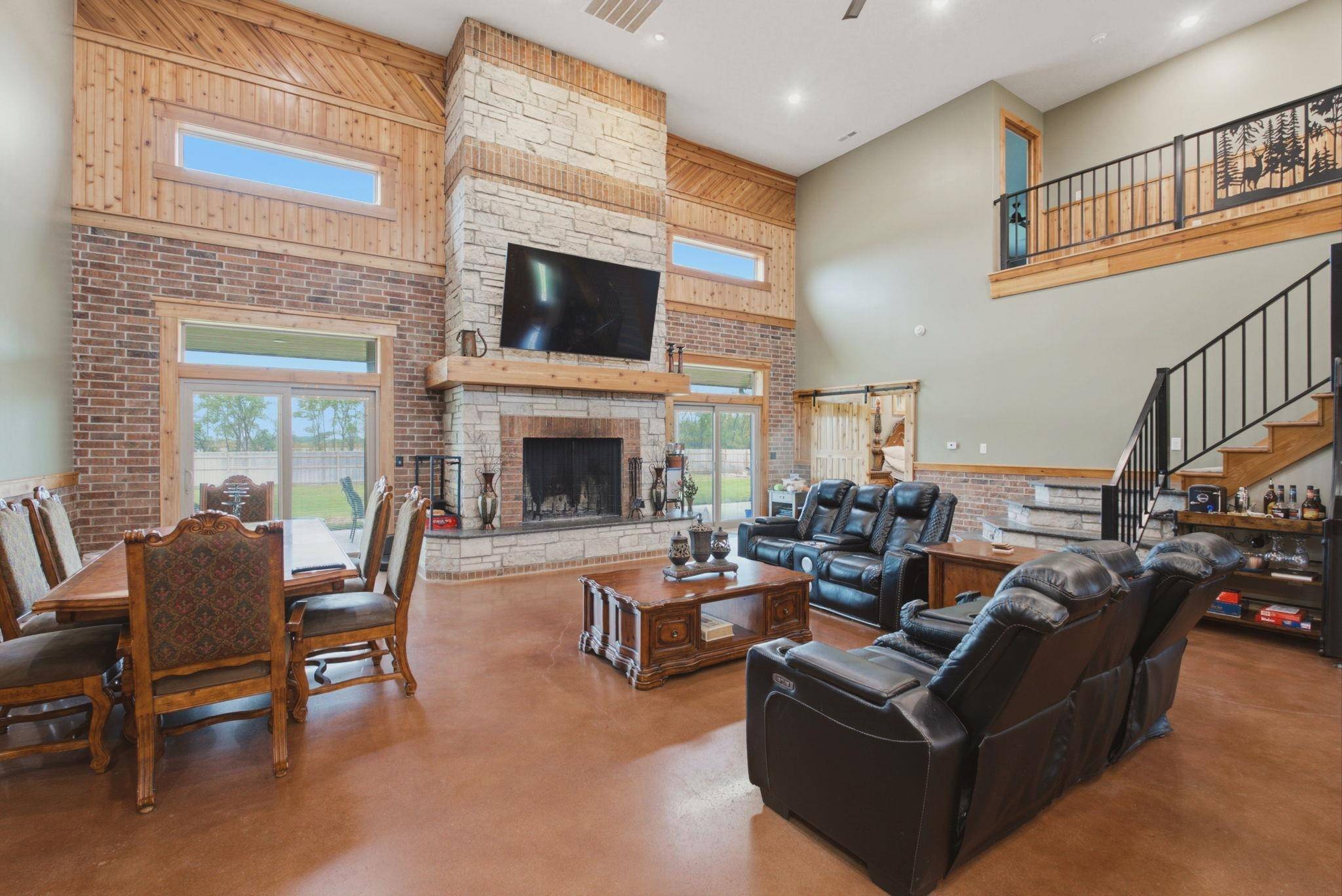8803 W Blackwood LN, Maize, KS 67101