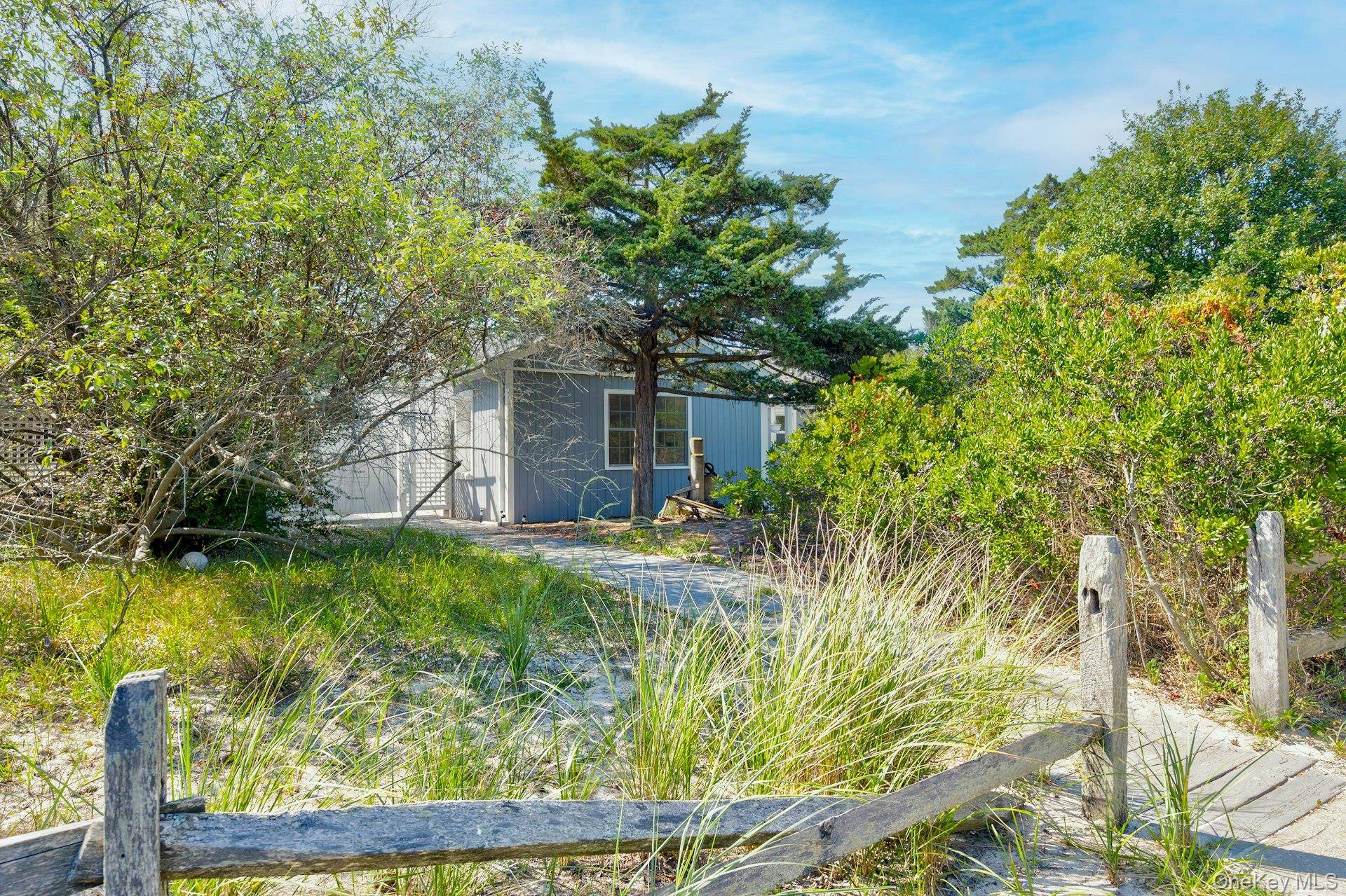 39 Sloop WALK, Ocean Beach, NY 11770