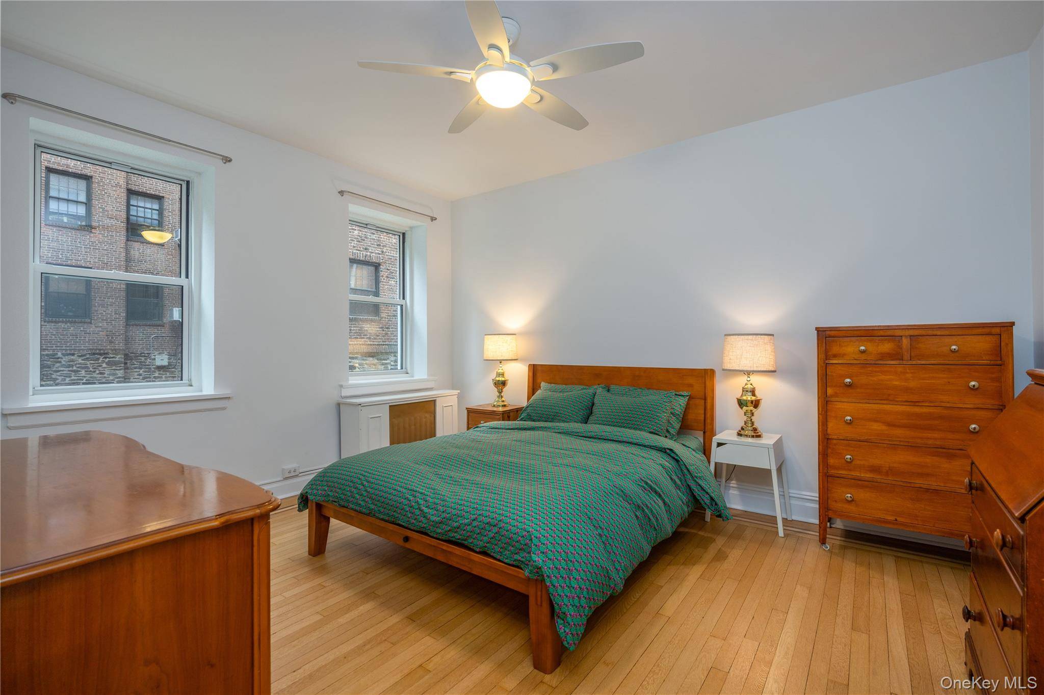 60 W Broad ST #1G, Mount Vernon, NY 10552
