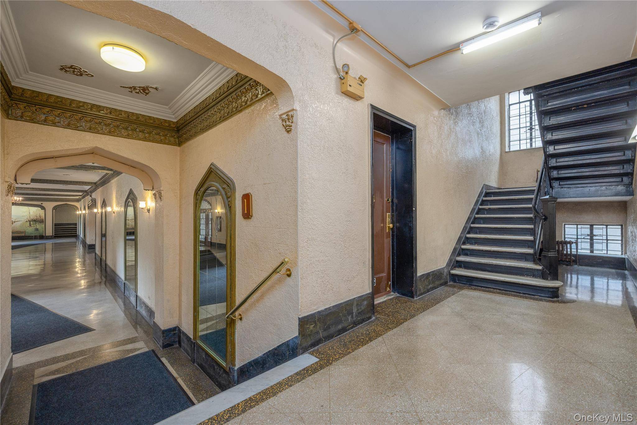 60 W Broad ST #1G, Mount Vernon, NY 10552