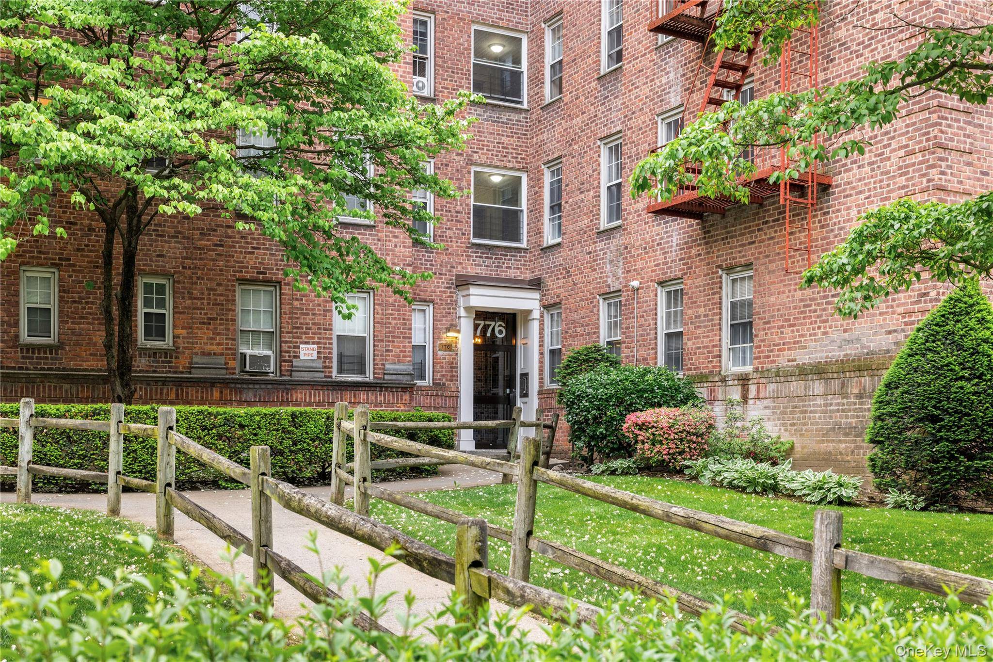 776 Bronx River RD #B41, Bronxville, NY 10708
