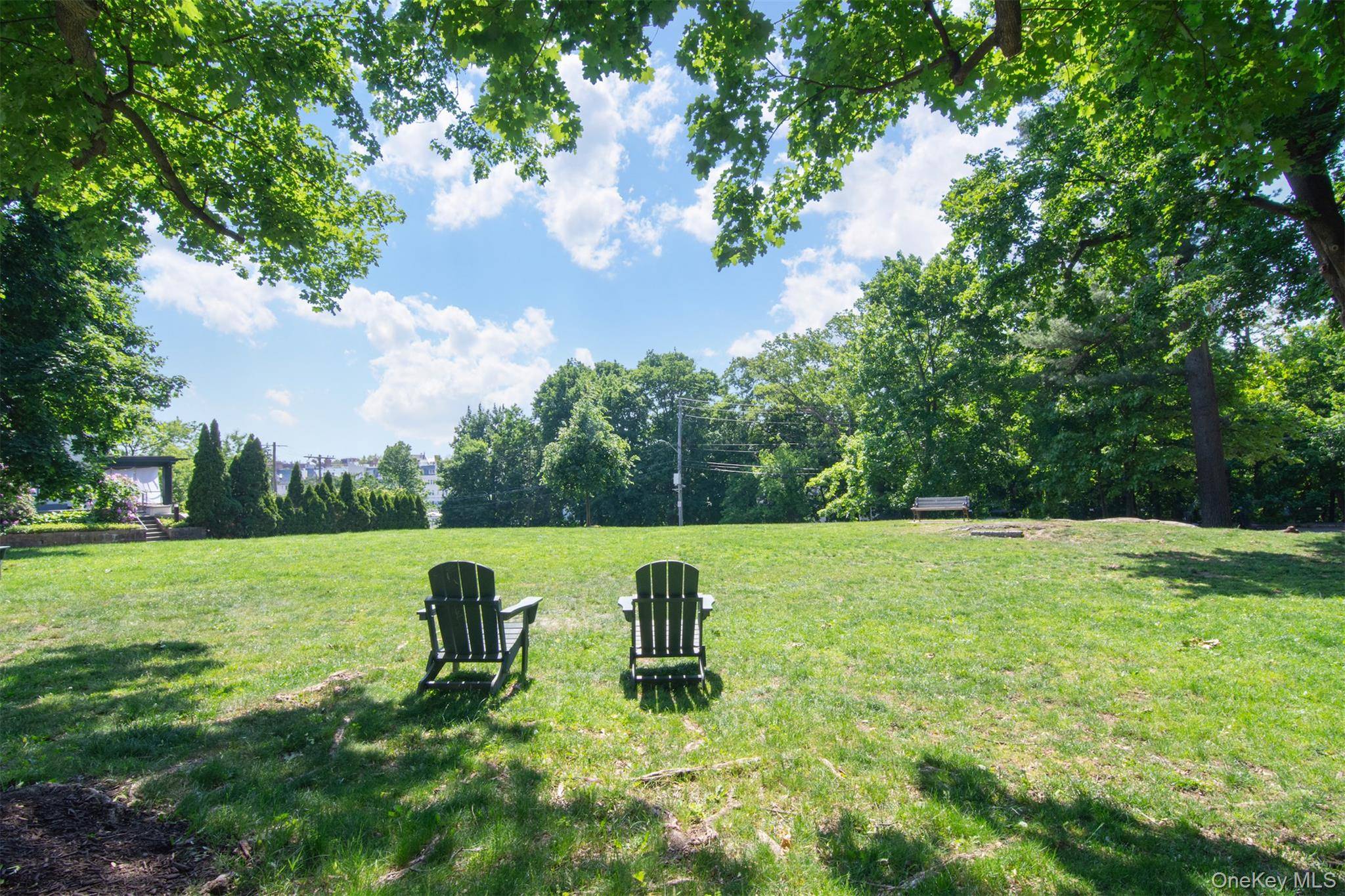 11 Beechtree LN #1A, Bronxville, NY 10708