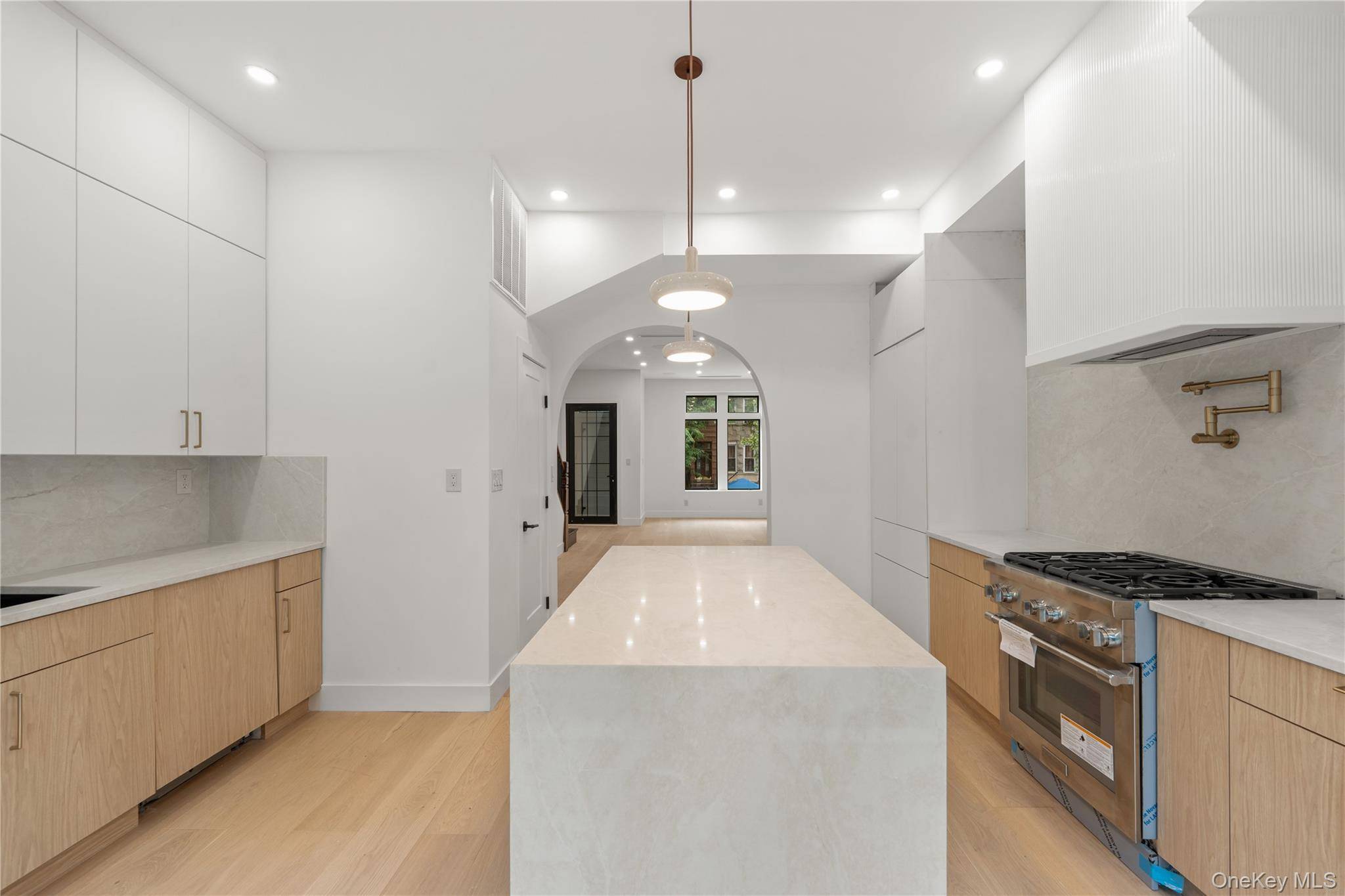 408 Bainbridge ST, Brooklyn, NY 11233