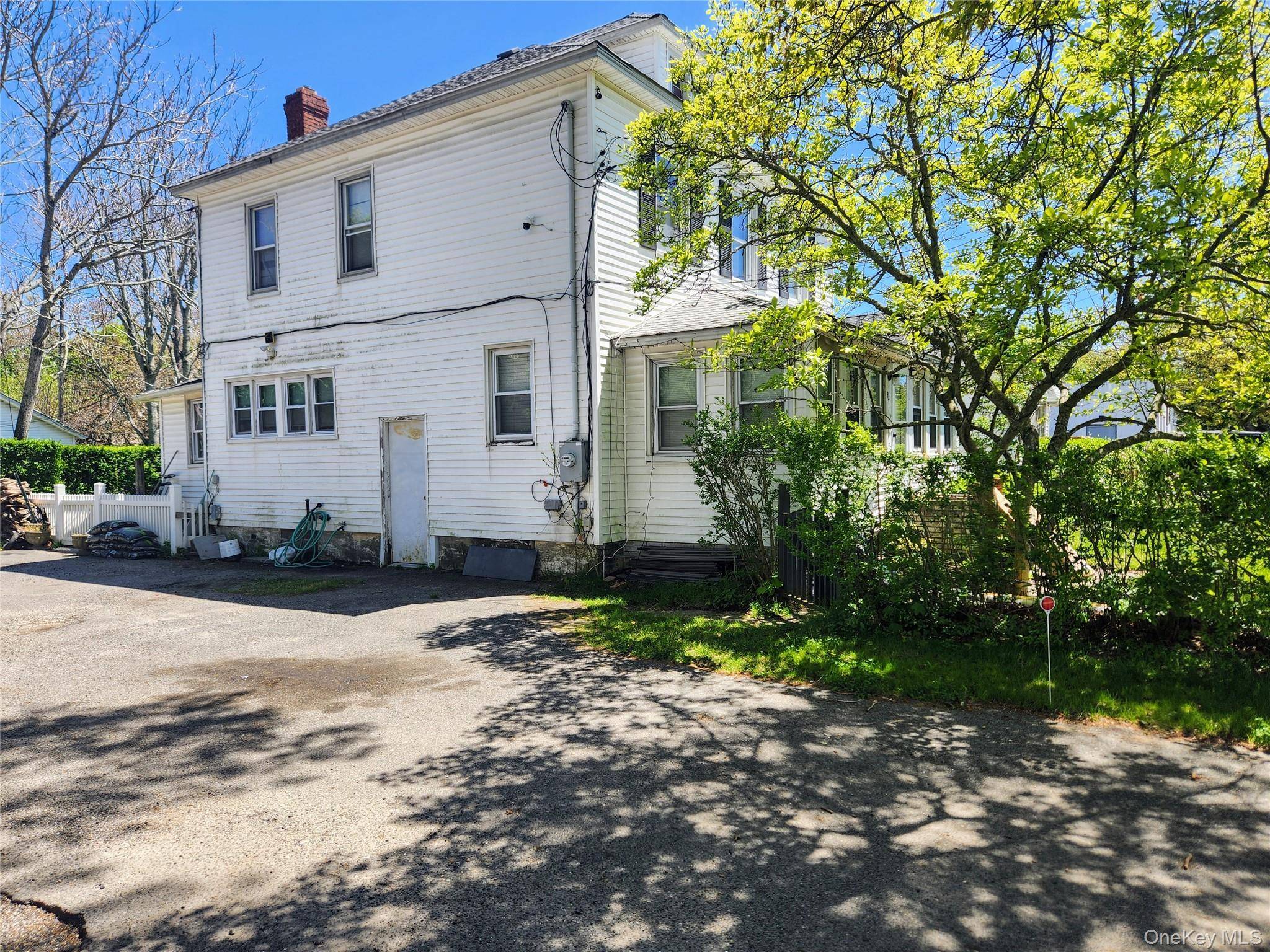 90, 90A, 92, 94 Old Quogue RD, Riverhead, NY 11901