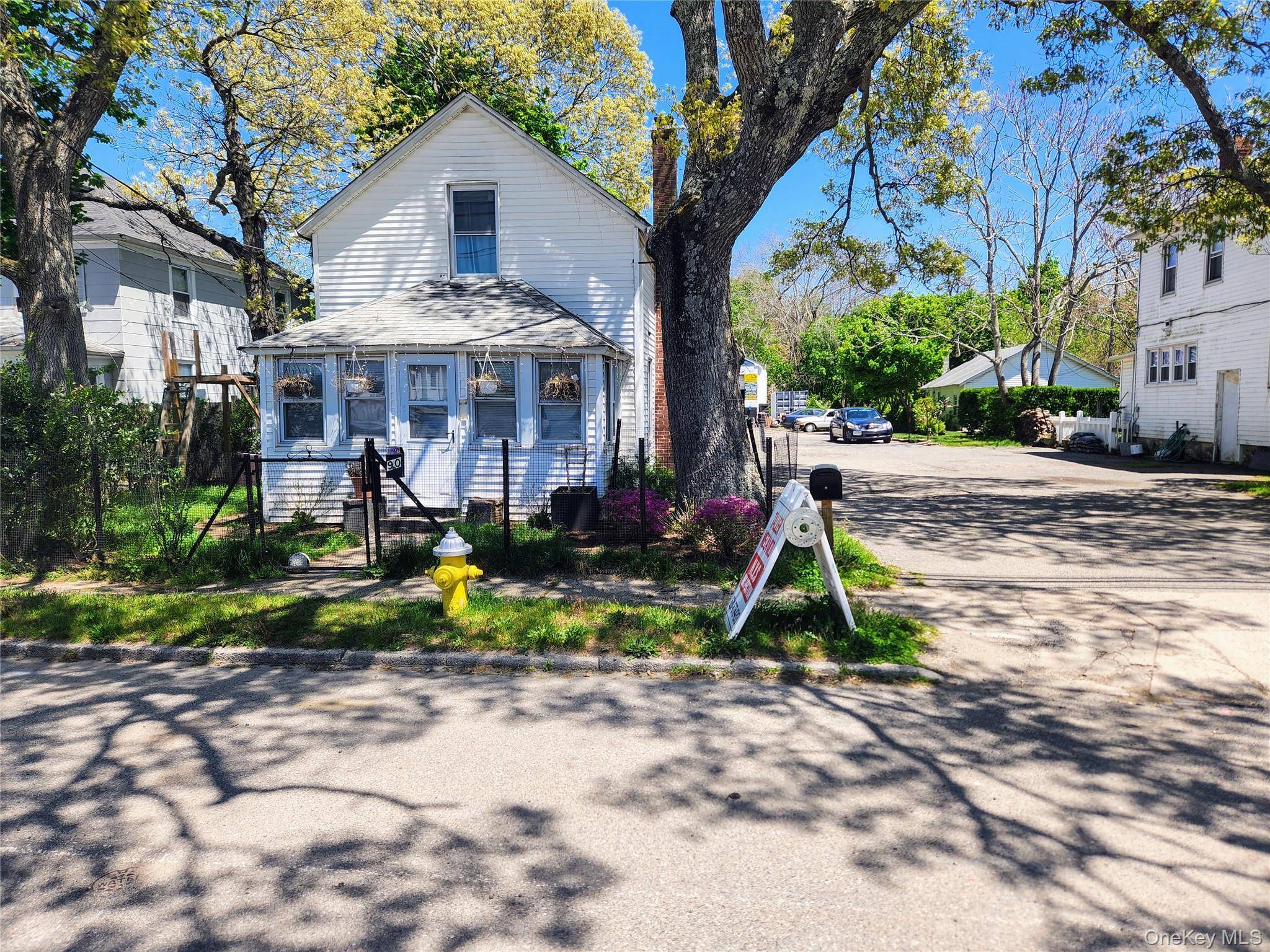 90, 90A, 92, 94 Old Quogue RD, Riverhead, NY 11901