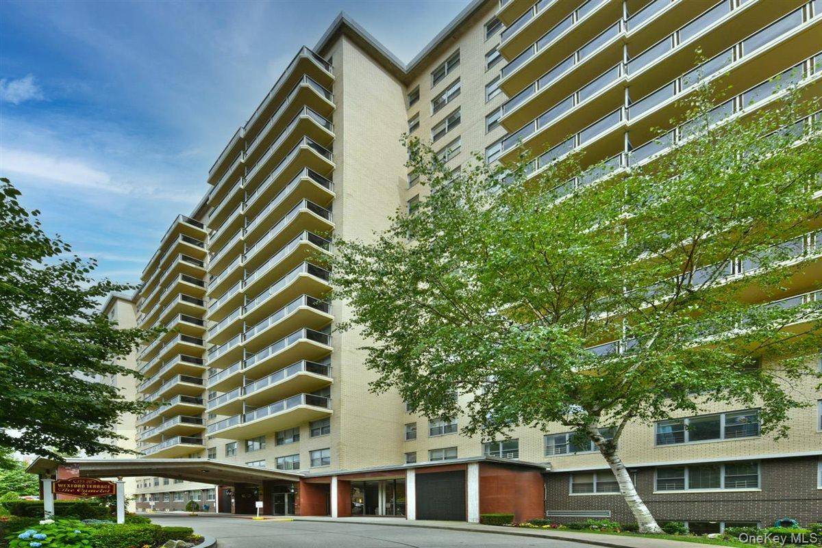 175-20 Wexford TER #16L, Jamaica Estates, NY 11432