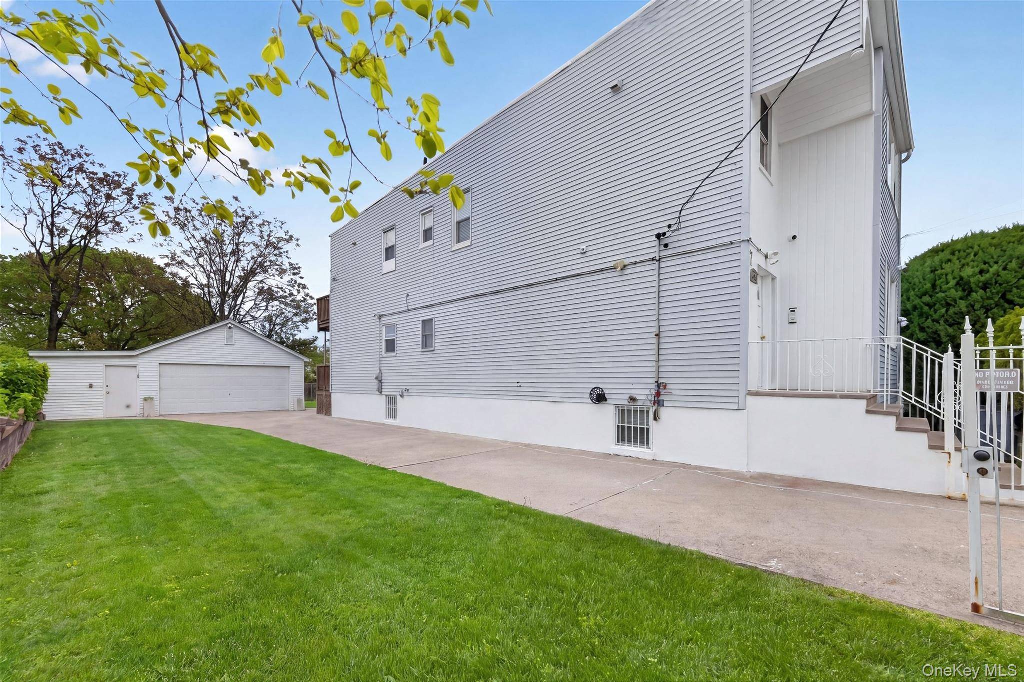 86 Smart, Yonkers, NY 10704