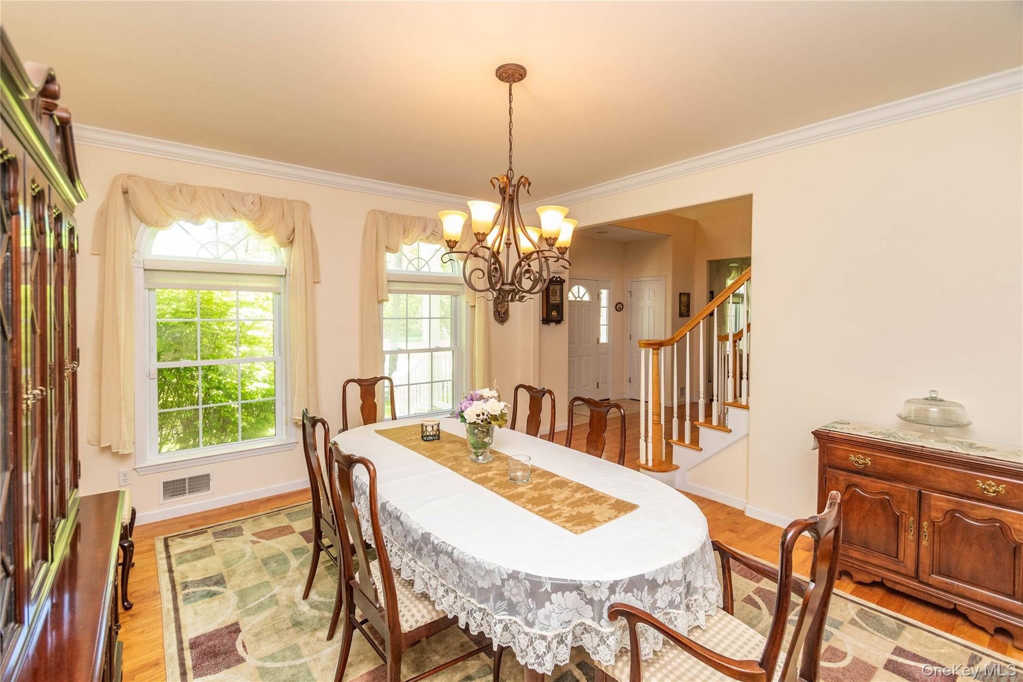 14 Glen Rock CIR, Highland, NY 12528