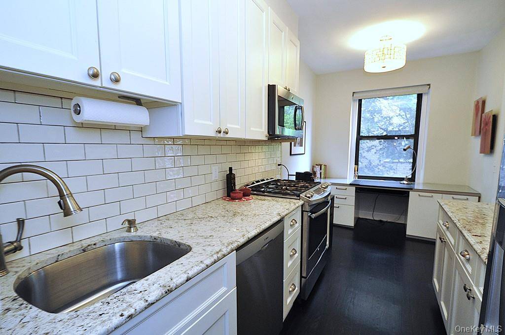 143 Garth RD #4N, Scarsdale, NY 10583