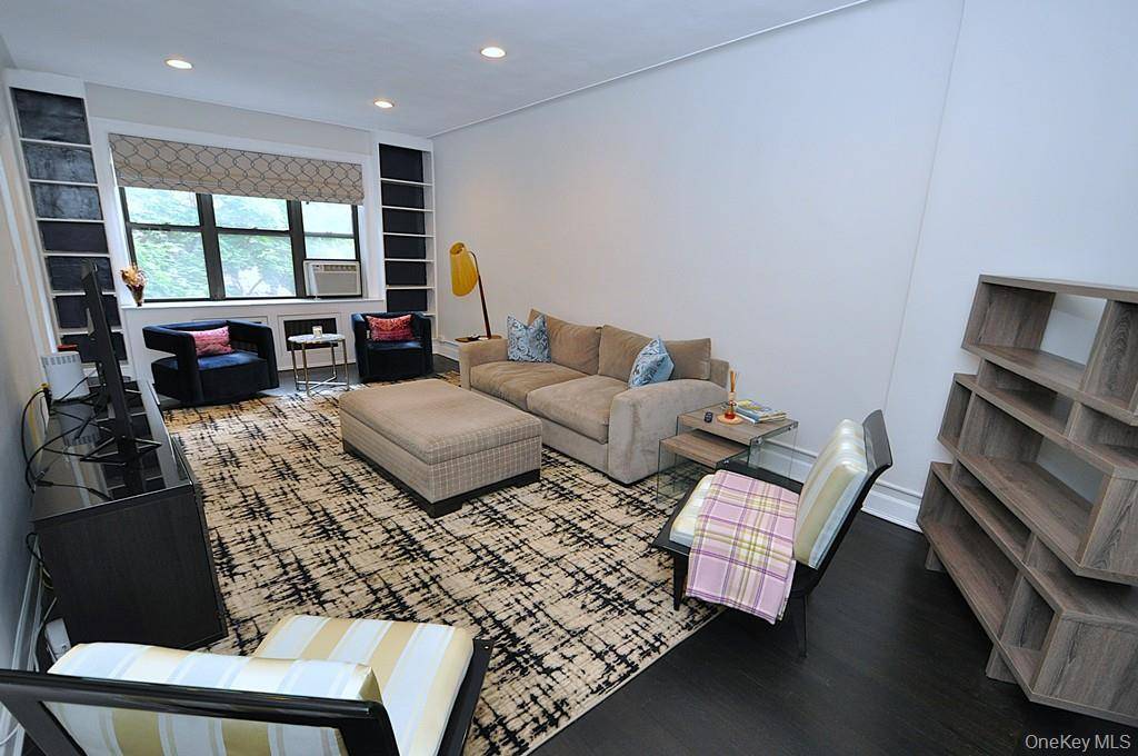 143 Garth RD #4N, Scarsdale, NY 10583