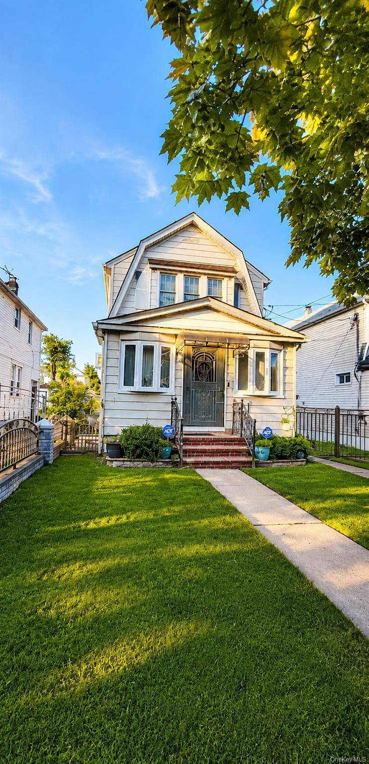 9019 218th ST, Queens Village, NY 11428