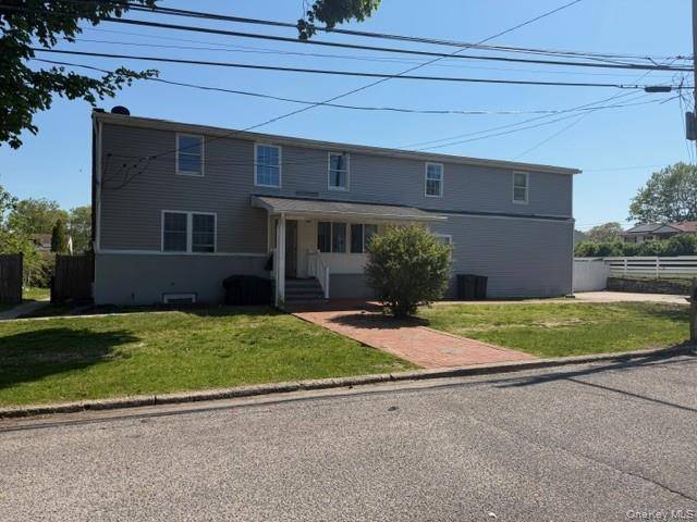 2 Date ST, Central Islip, NY 11722