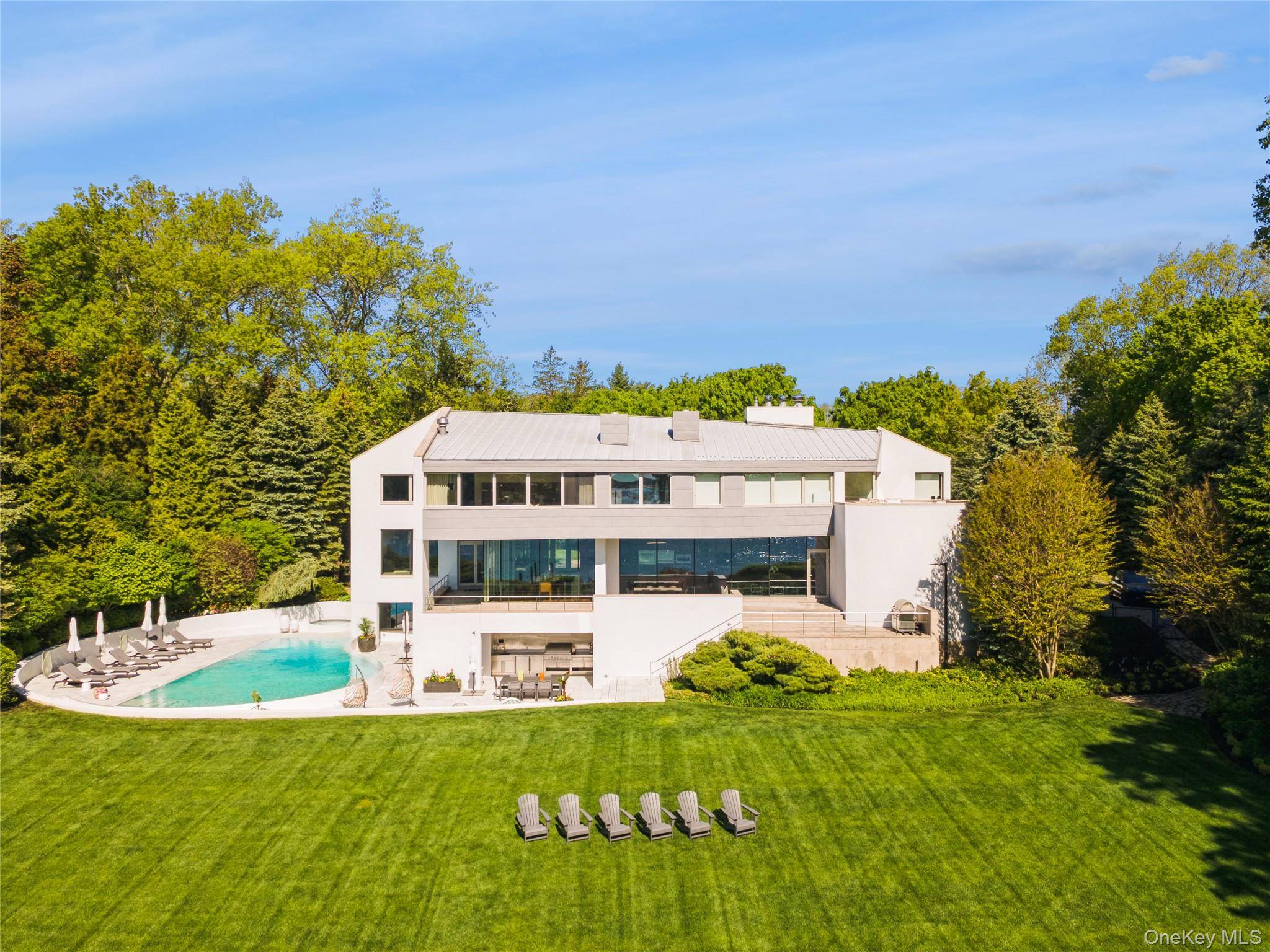 183 Old Field RD, Old Field, NY 11733