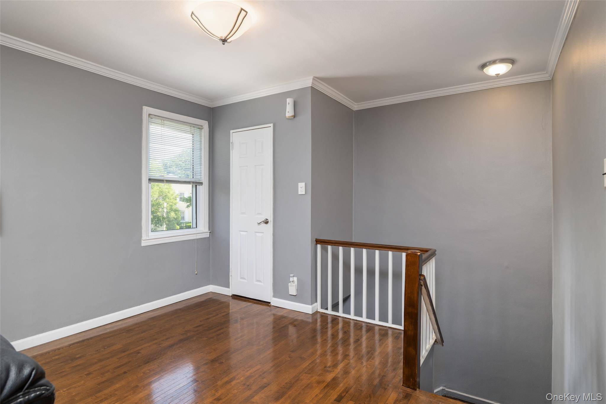 251-38 71st AVE #80B, Bellerose, NY 11426