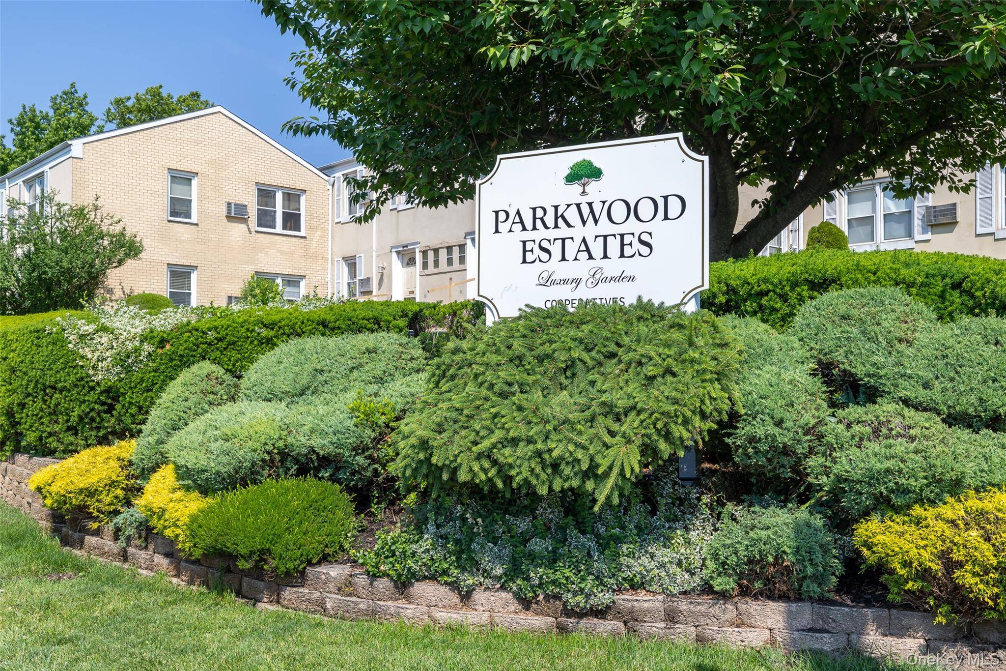 251-38 71st AVE #80B, Bellerose, NY 11426