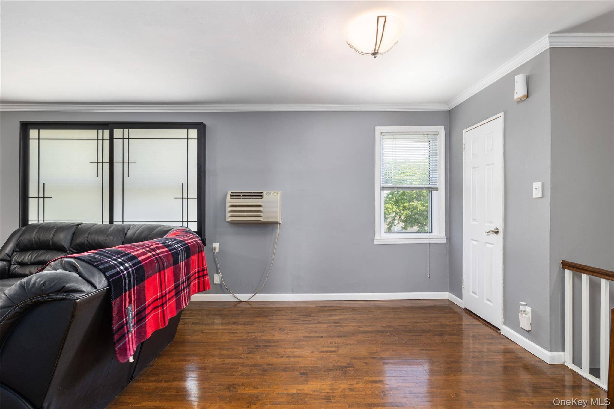251-38 71st AVE #80B, Bellerose, NY 11426