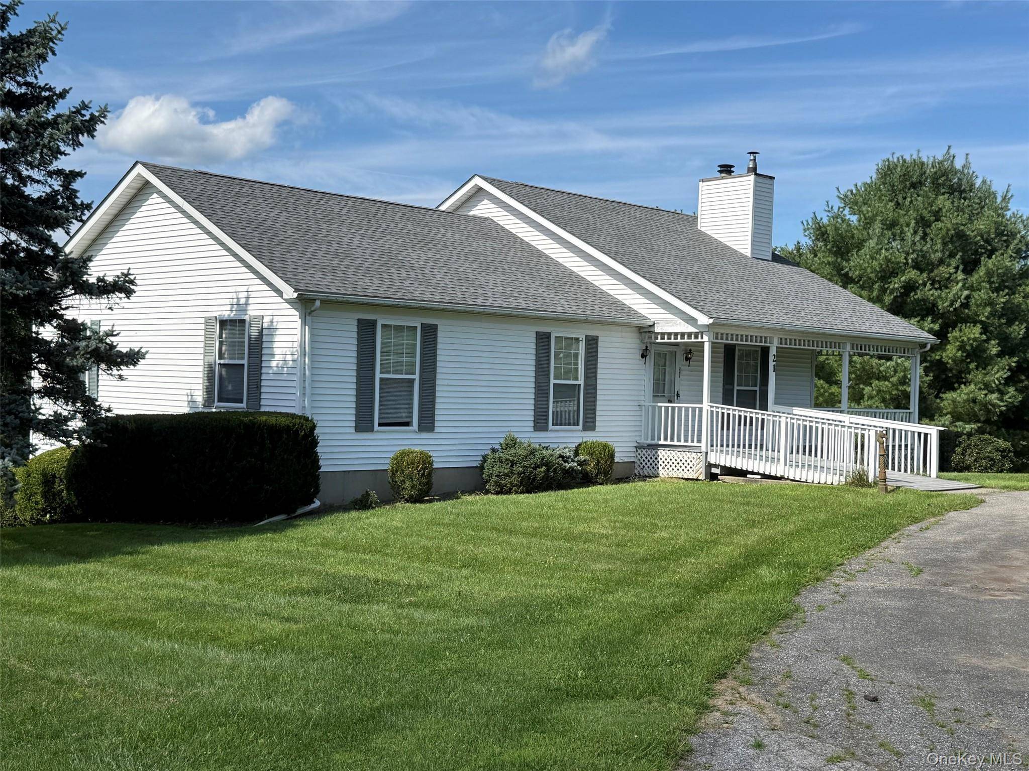 21 Ohandley DR, Amenia, NY 12501