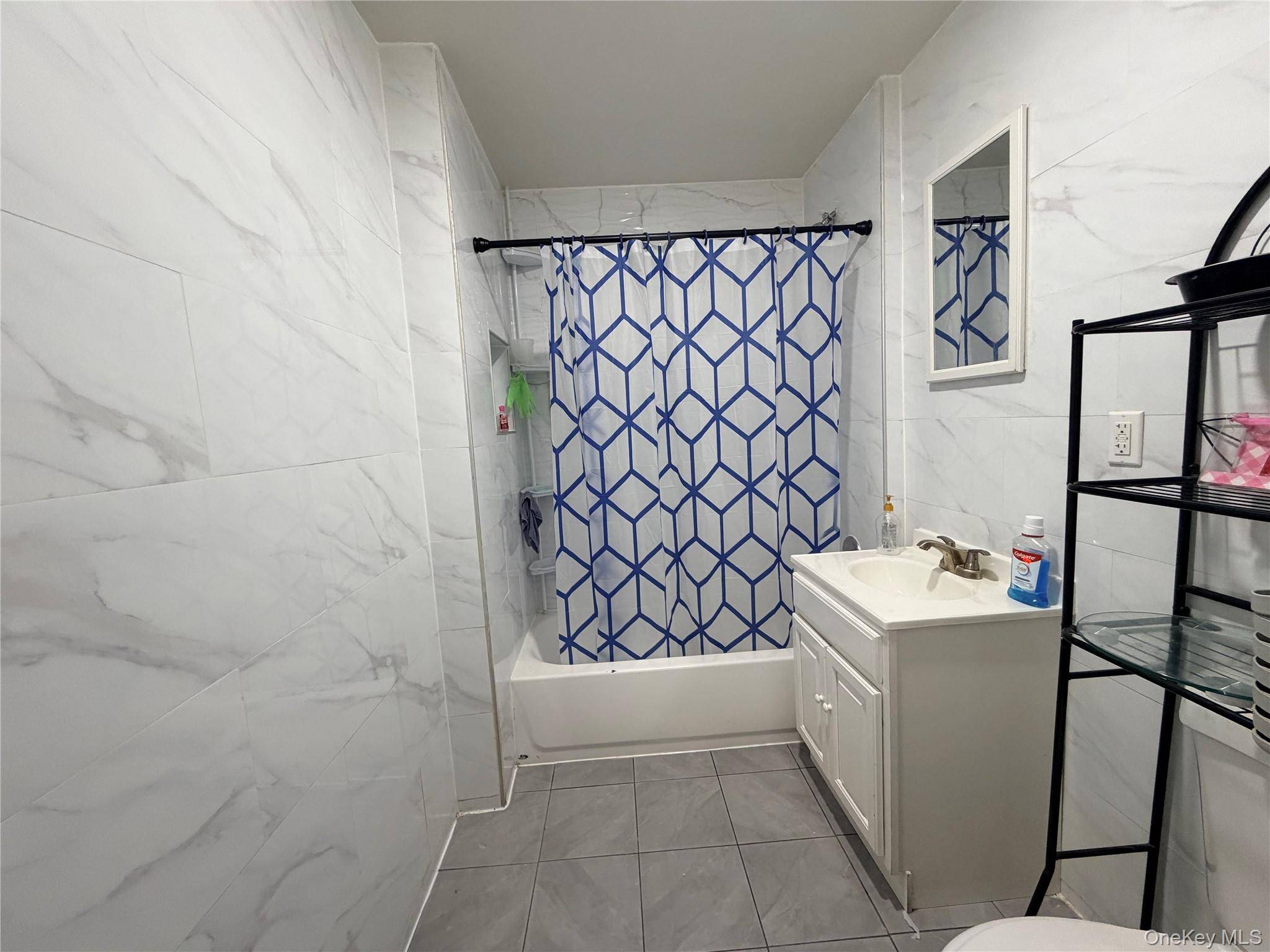 772 E 182nd Street, Bronx, NY 10460
