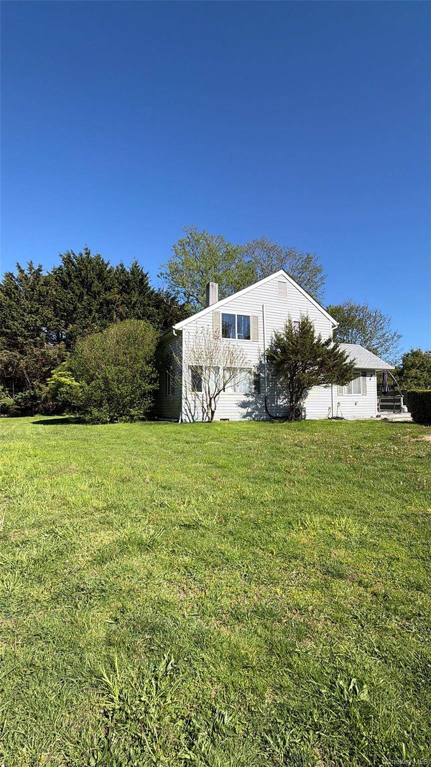 248 County Rd 39, Southampton, NY 11968