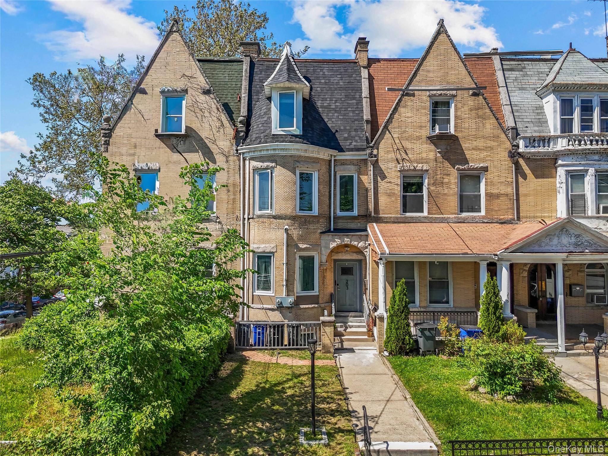 203 E Prospect AVE, Mount Vernon, NY 10550