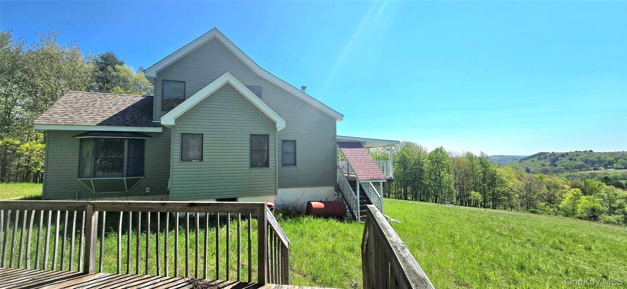 26 Beckys Hill RD, Hurleyville, NY 12747