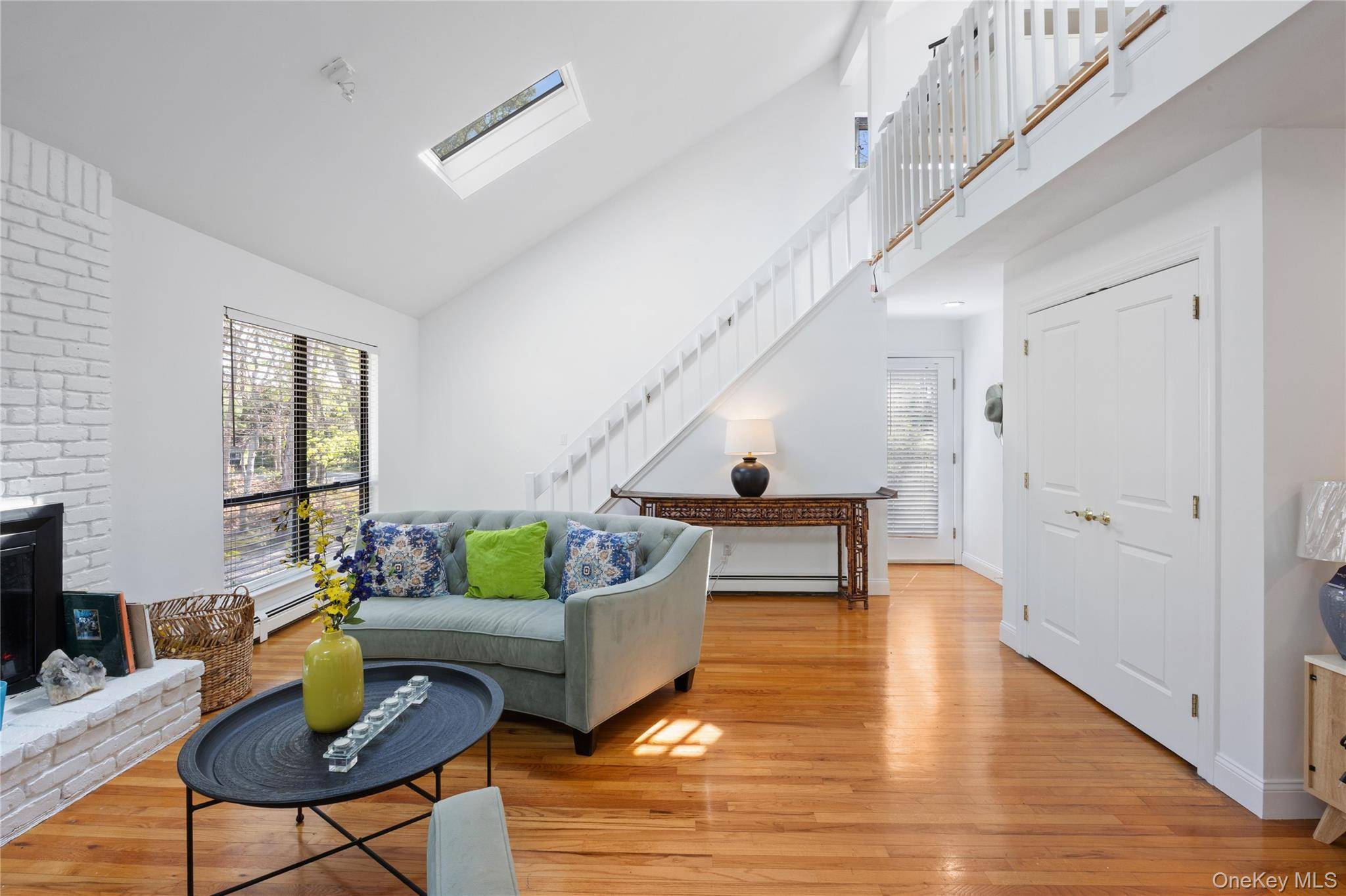 37 Blue Jay WAY, East Hampton, NY 11937