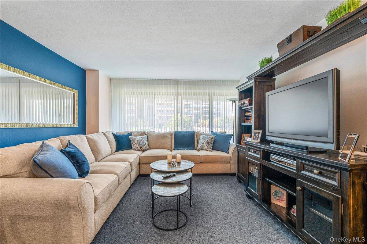 18-15 215 STREET #1G, Bayside, NY 11360