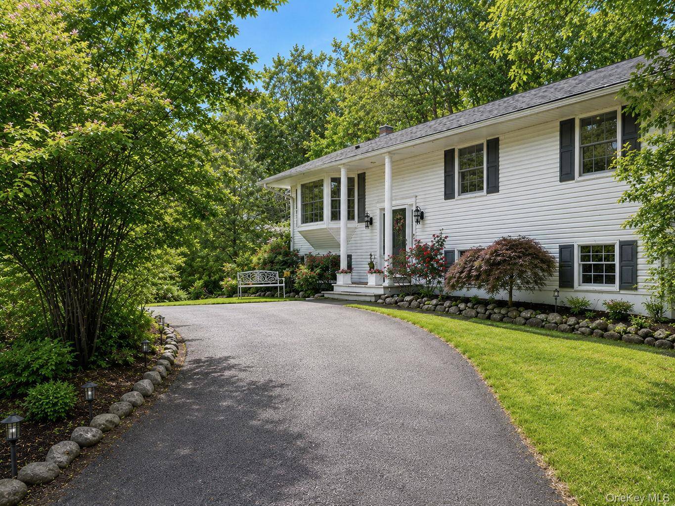 111 Ludvigh RD, Bardonia, NY 10954