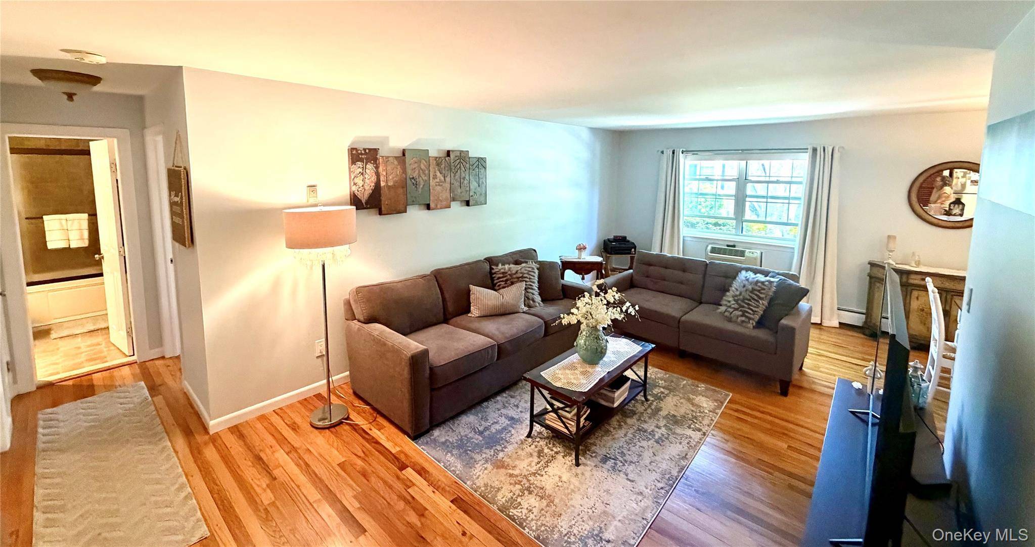 328 Lakeland AVE #1A, Sayville, NY 11782