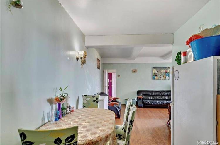 1970 E Tremont AVE #9D, Bronx, NY 10462
