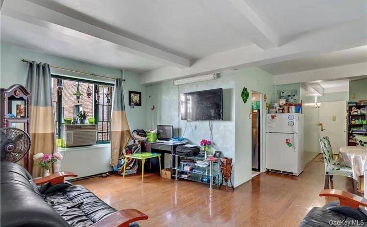 1970 E Tremont AVE #9D, Bronx, NY 10462