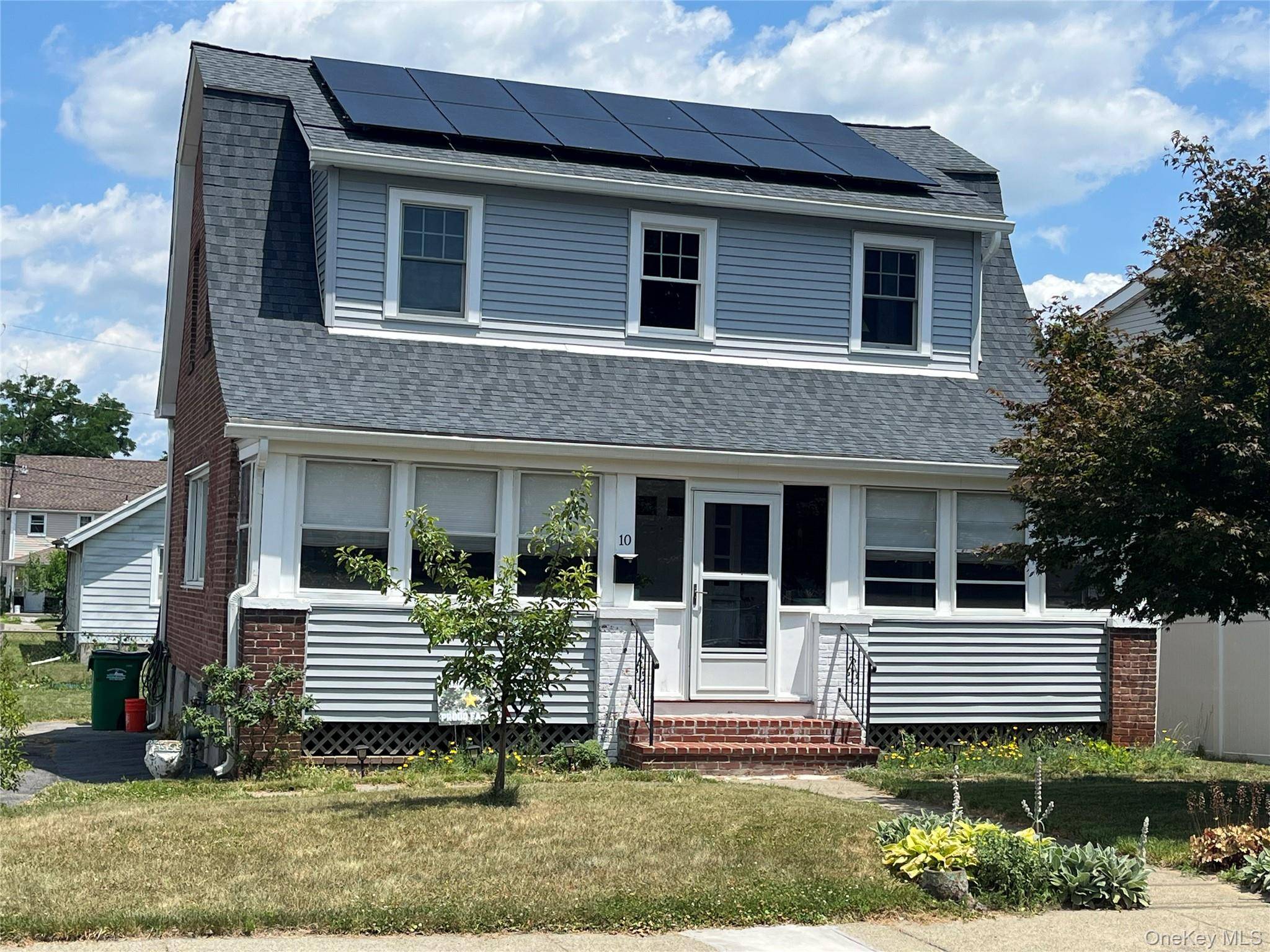 10 Vine ST, Beacon, NY 12508