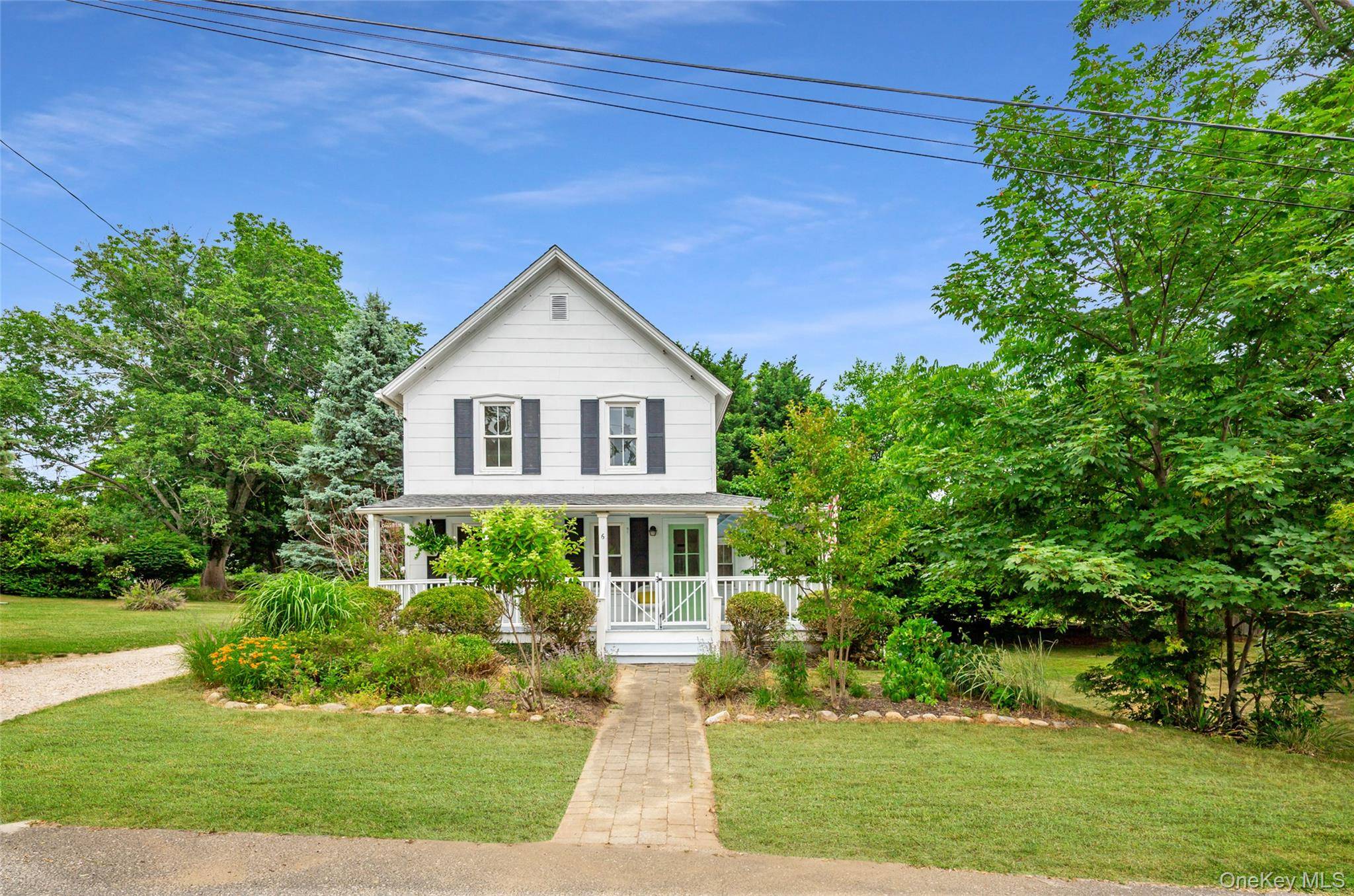 6 Oxford AVE, Shelter Island, NY 11964