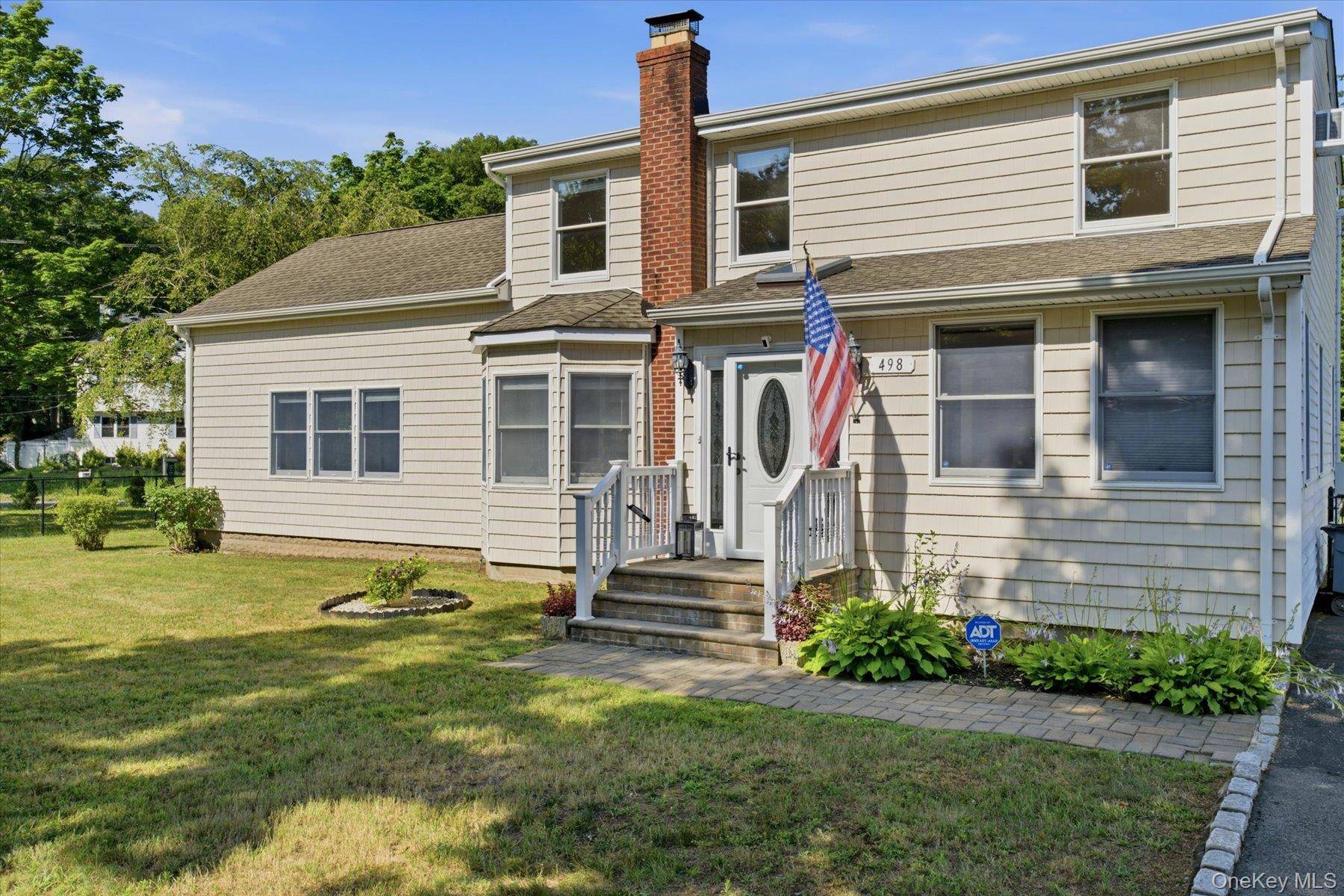 498 Miller Place RD, Miller Place, NY 11764
