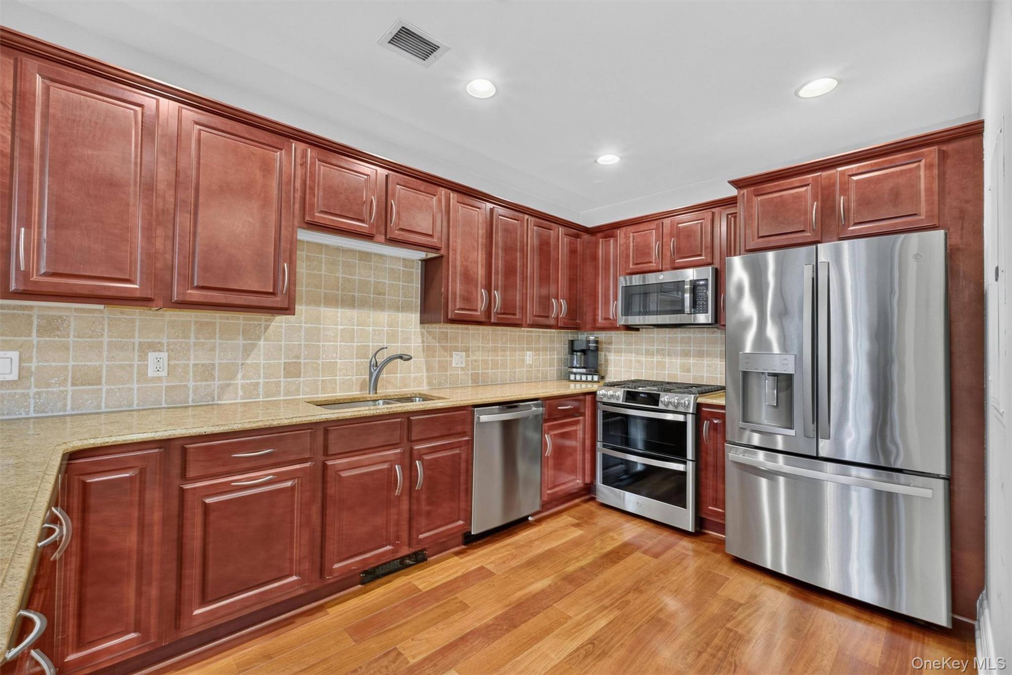 436 Trump PARK, Shrub Oak, NY 10588